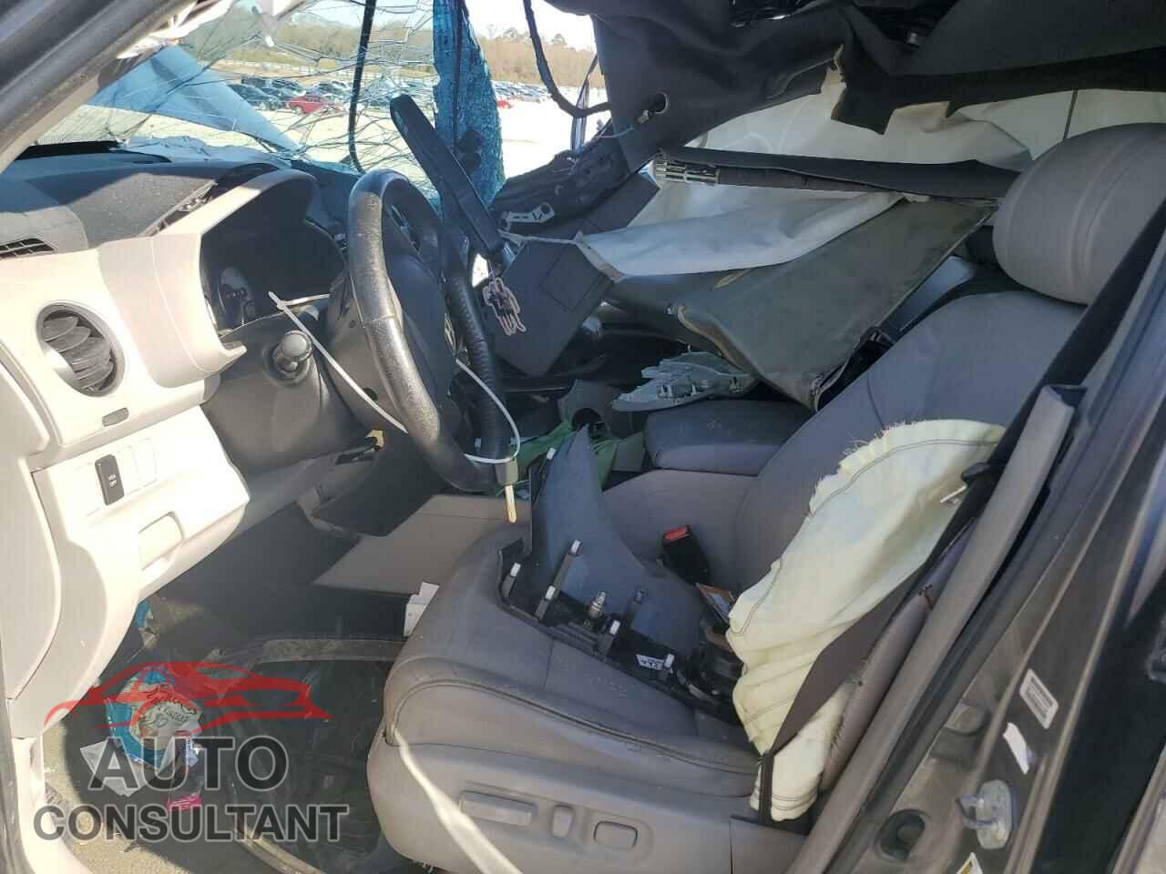 HONDA PILOT 2011 - 5FNYF3H53BB022131