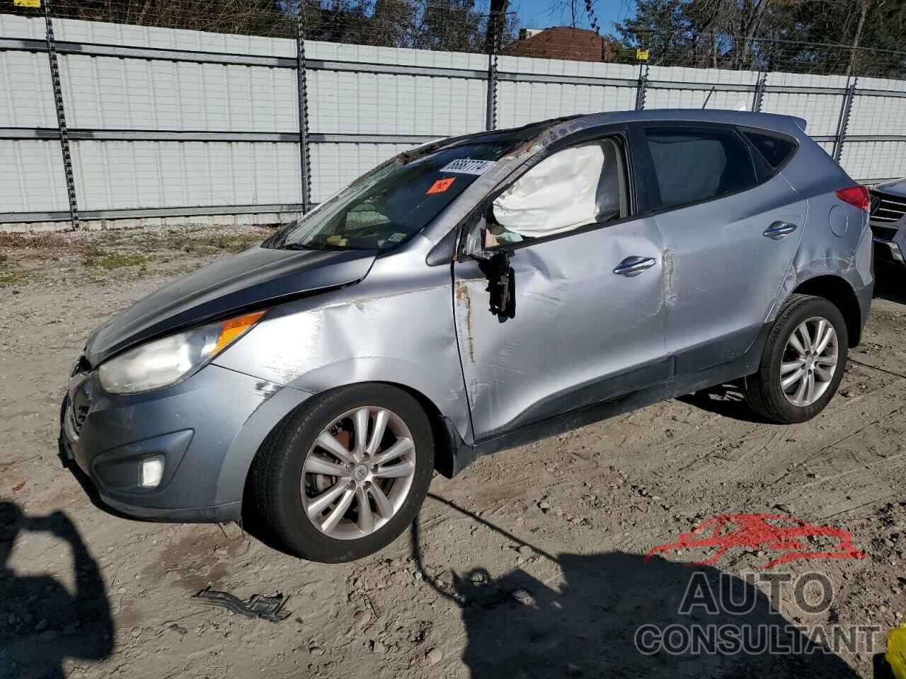 HYUNDAI TUCSON 2011 - KM8JU3AC8BU196926