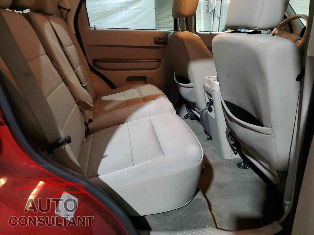FORD ESCAPE 2010 - 1FMCU9D75AKC84014