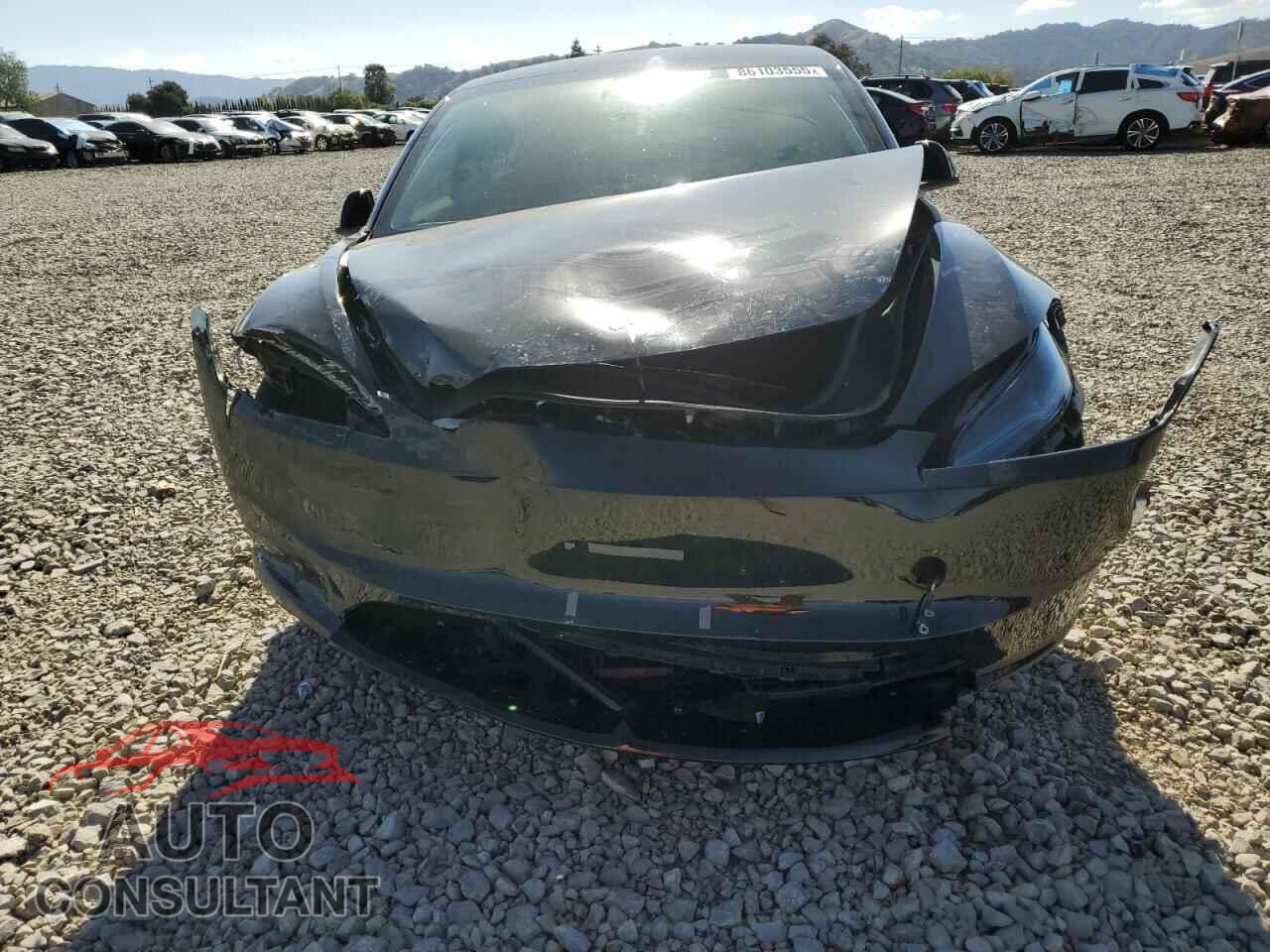 TESLA MODEL 3 2024 - 5YJ3E1EA2RF743585