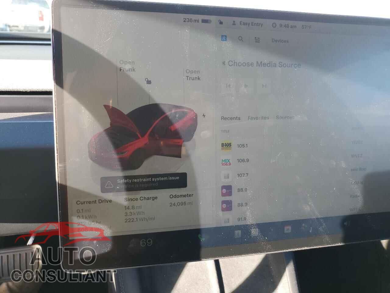 TESLA MODEL 3 2024 - 5YJ3E1EB5RF758543