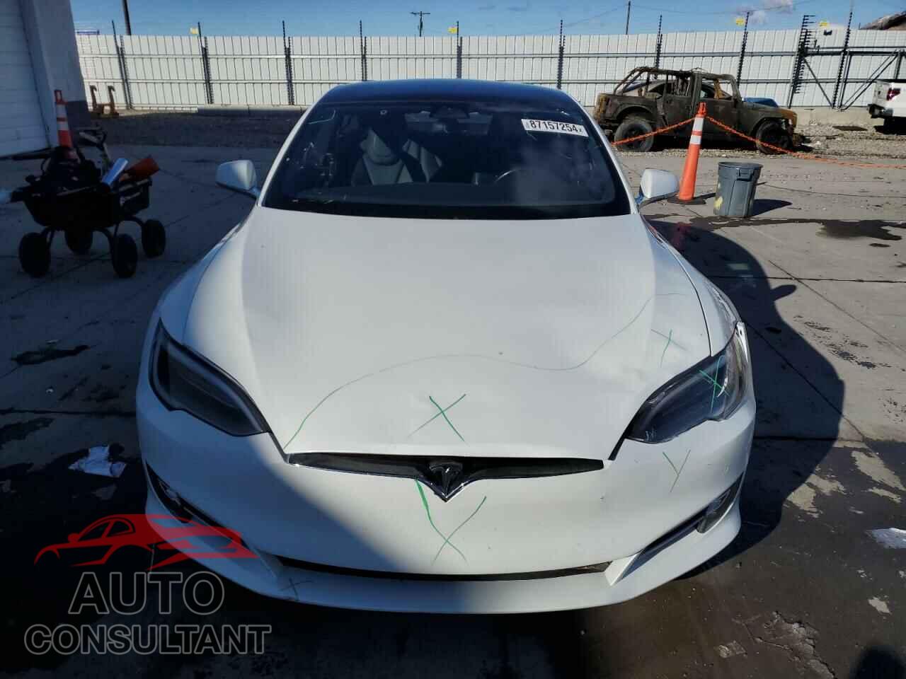 TESLA MODEL S 2018 - 5YJSA1E20JF276283