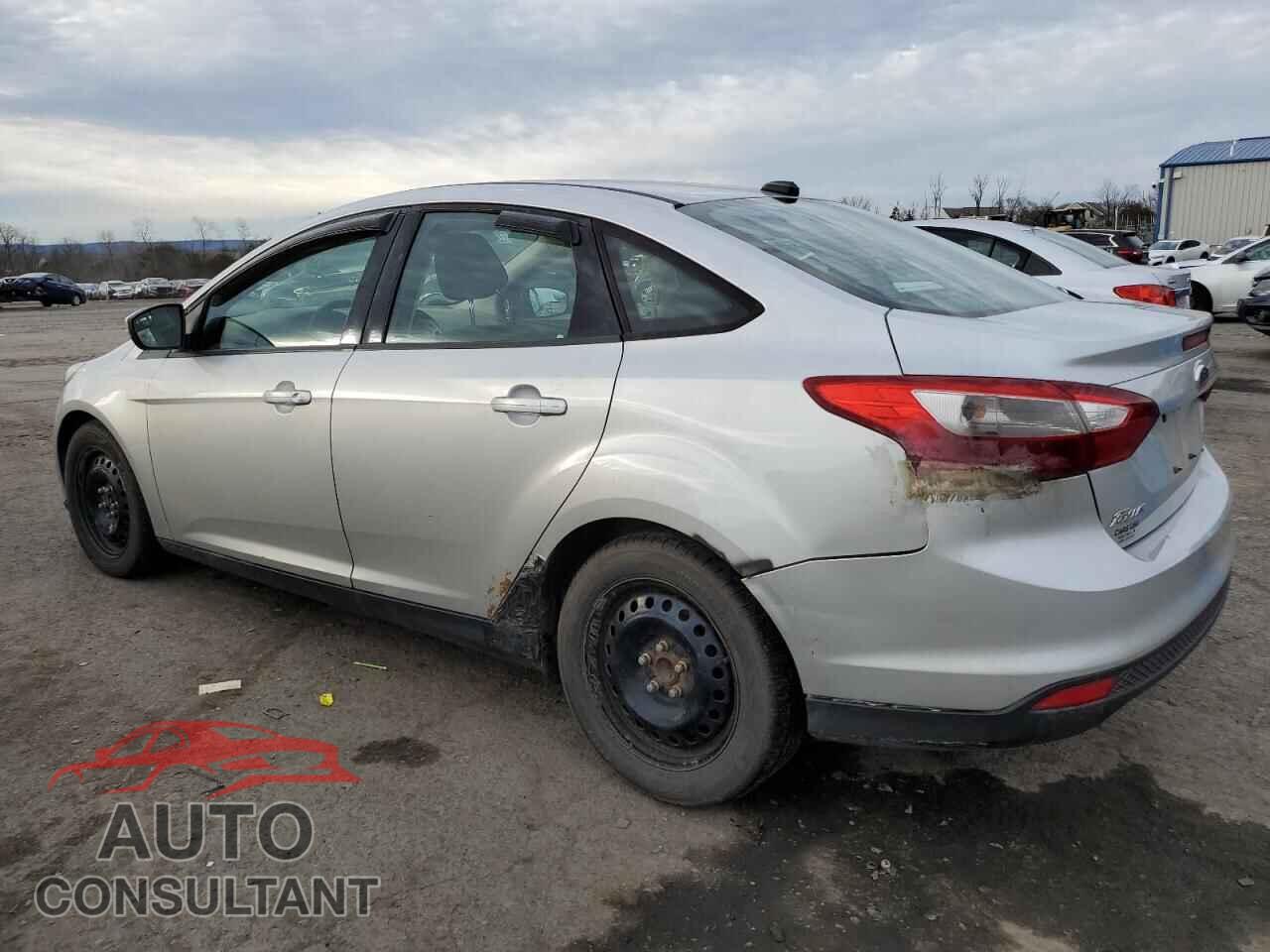 FORD FOCUS 2012 - 1FAHP3F2XCL117375