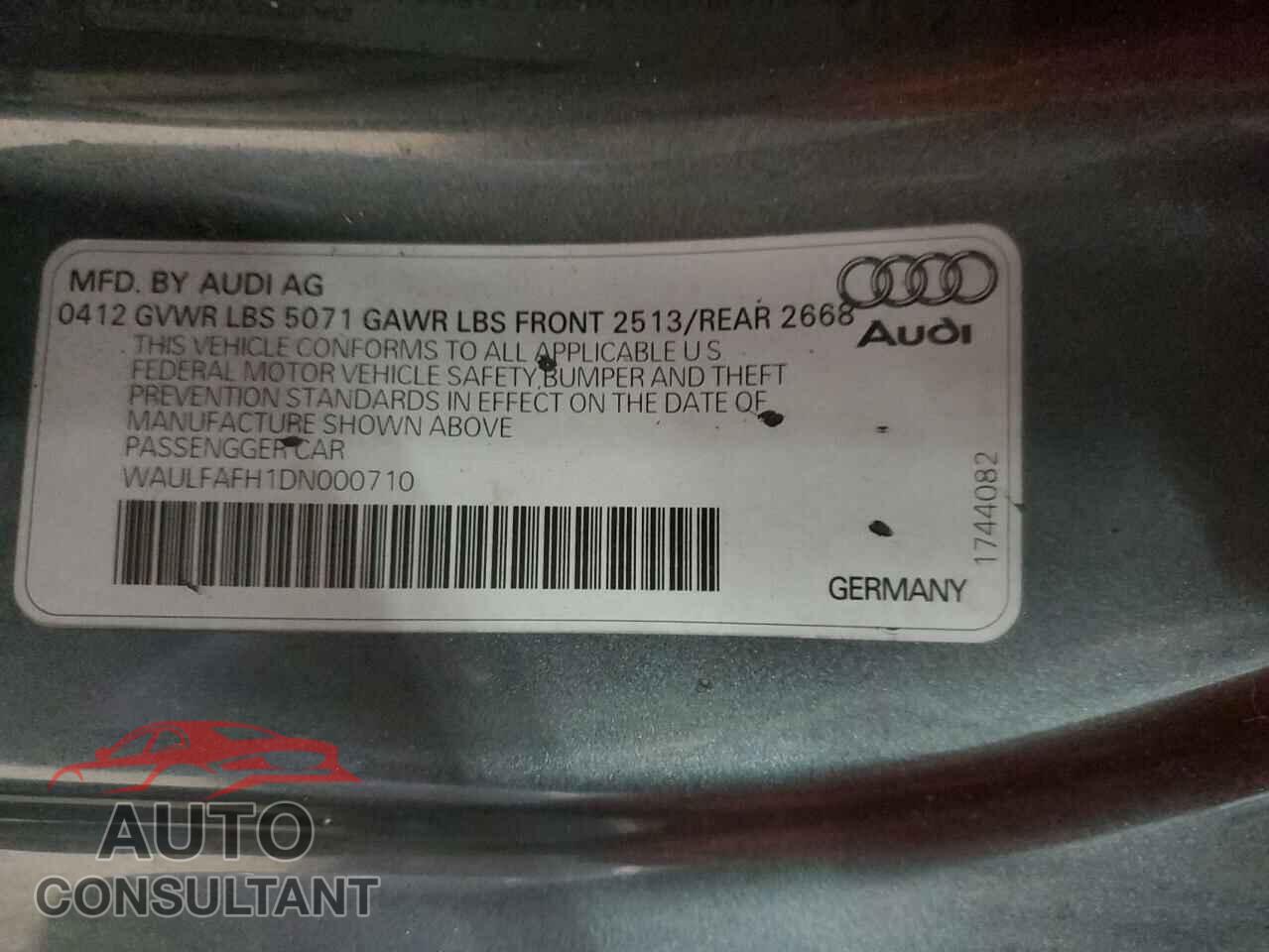 AUDI A5 2013 - WAULFAFH1DN000710