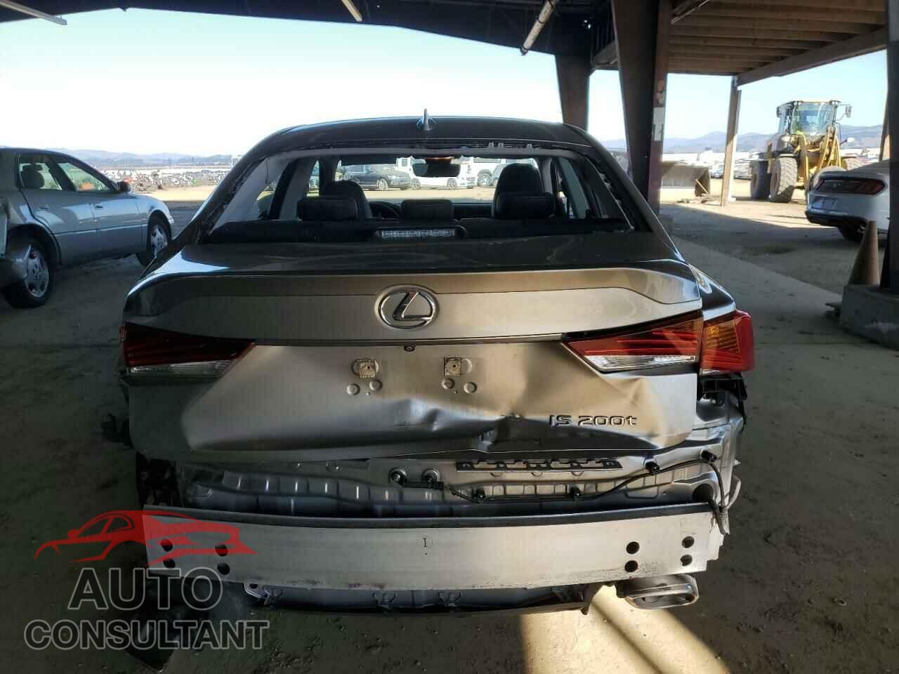 LEXUS IS 2017 - JTHBA1D20H5039157