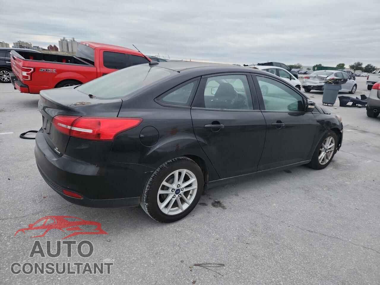 FORD FOCUS 2016 - 1FADP3F26GL207367