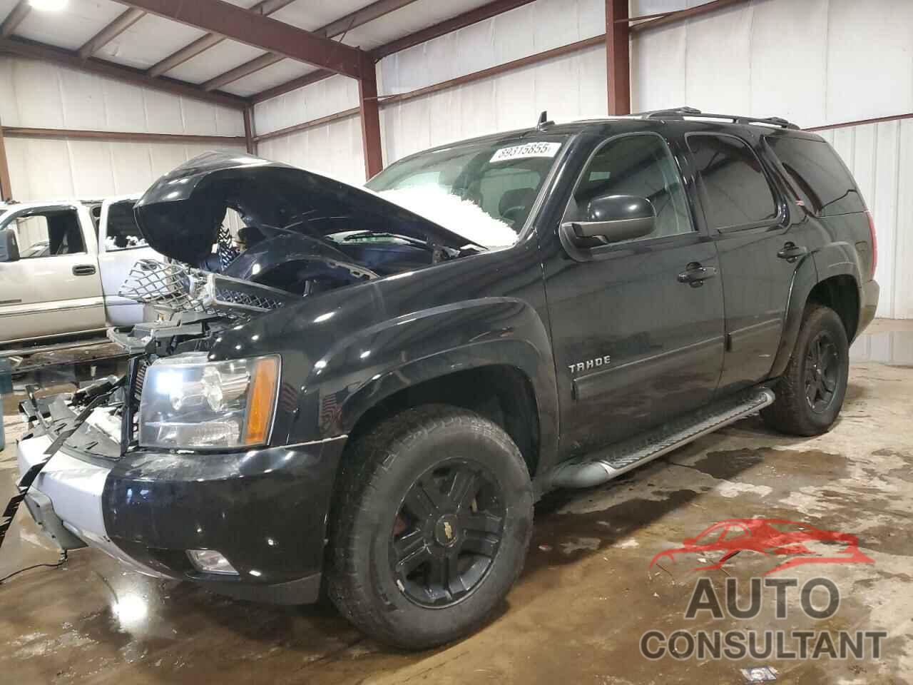 CHEVROLET TAHOE 2011 - 1GNSKBE01BR117633