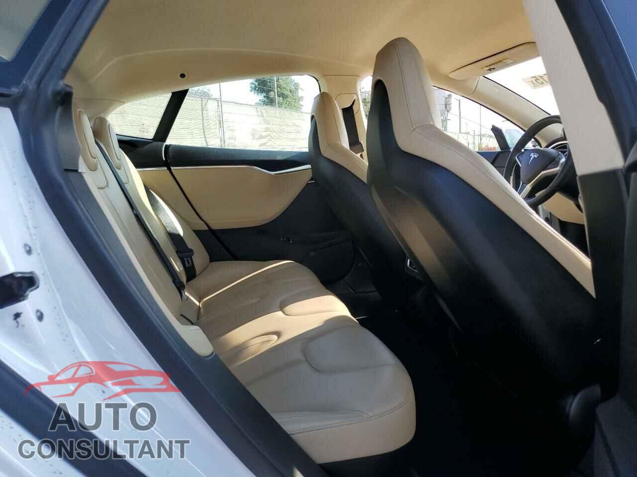 TESLA MODEL S 2013 - 5YJSA1CG2DFP17298