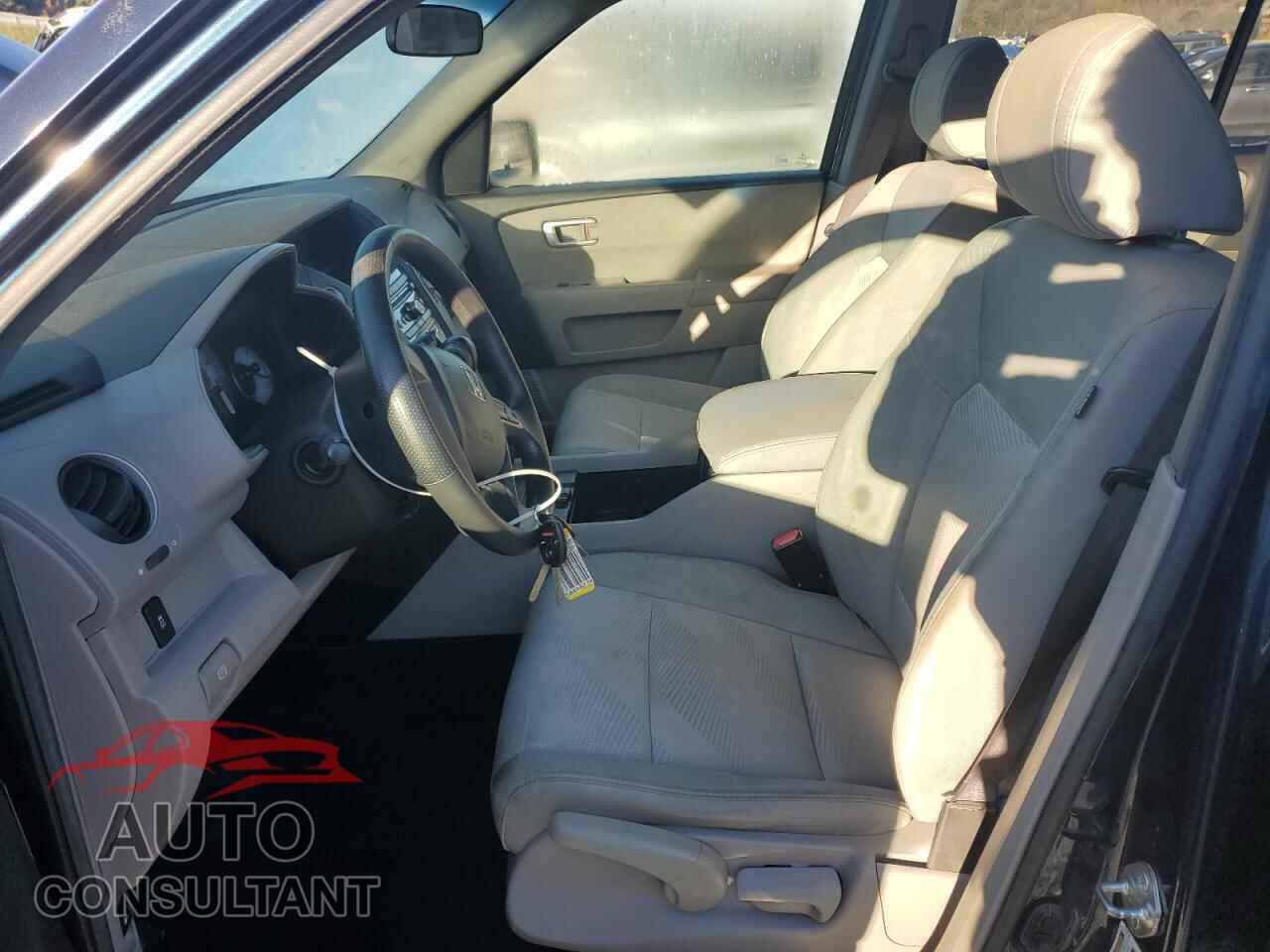 HONDA PILOT 2012 - 5FNYF3H27CB013083