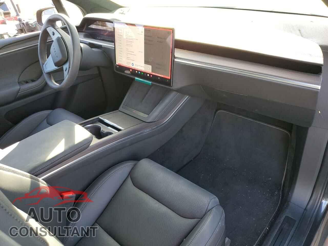 TESLA MODEL X 2024 - 7SAXCDE58RF443354