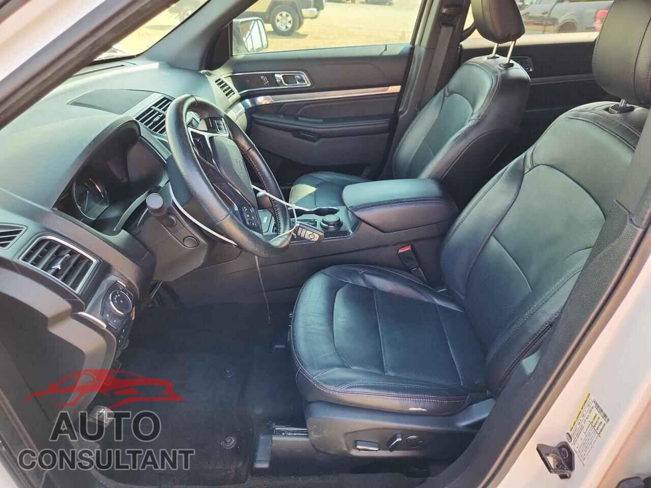 FORD EXPLORER 2018 - 1FM5K8GT1JGB26239