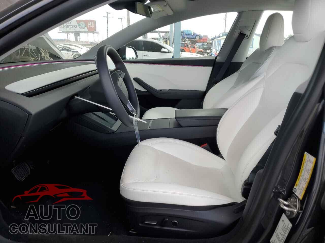 TESLA MODEL 3 2024 - 5YJ3E1EB3RF834776