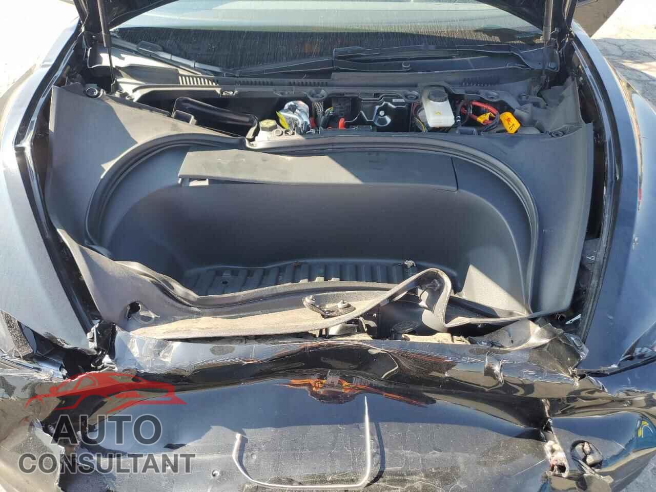 TESLA MODEL 3 2024 - 5YJ3E1EA4RF736251