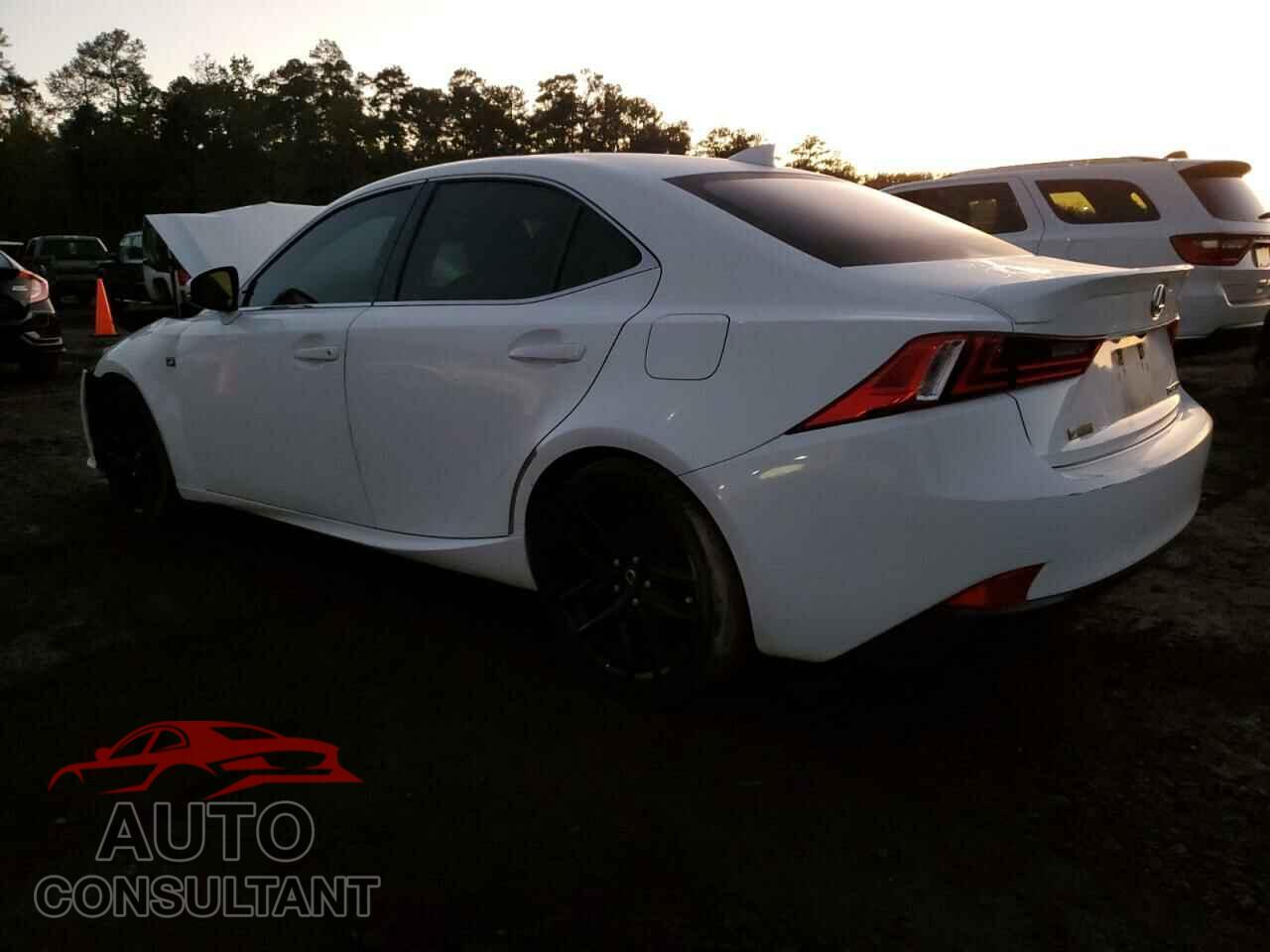 LEXUS IS 2016 - JTHBA1D29G5002364