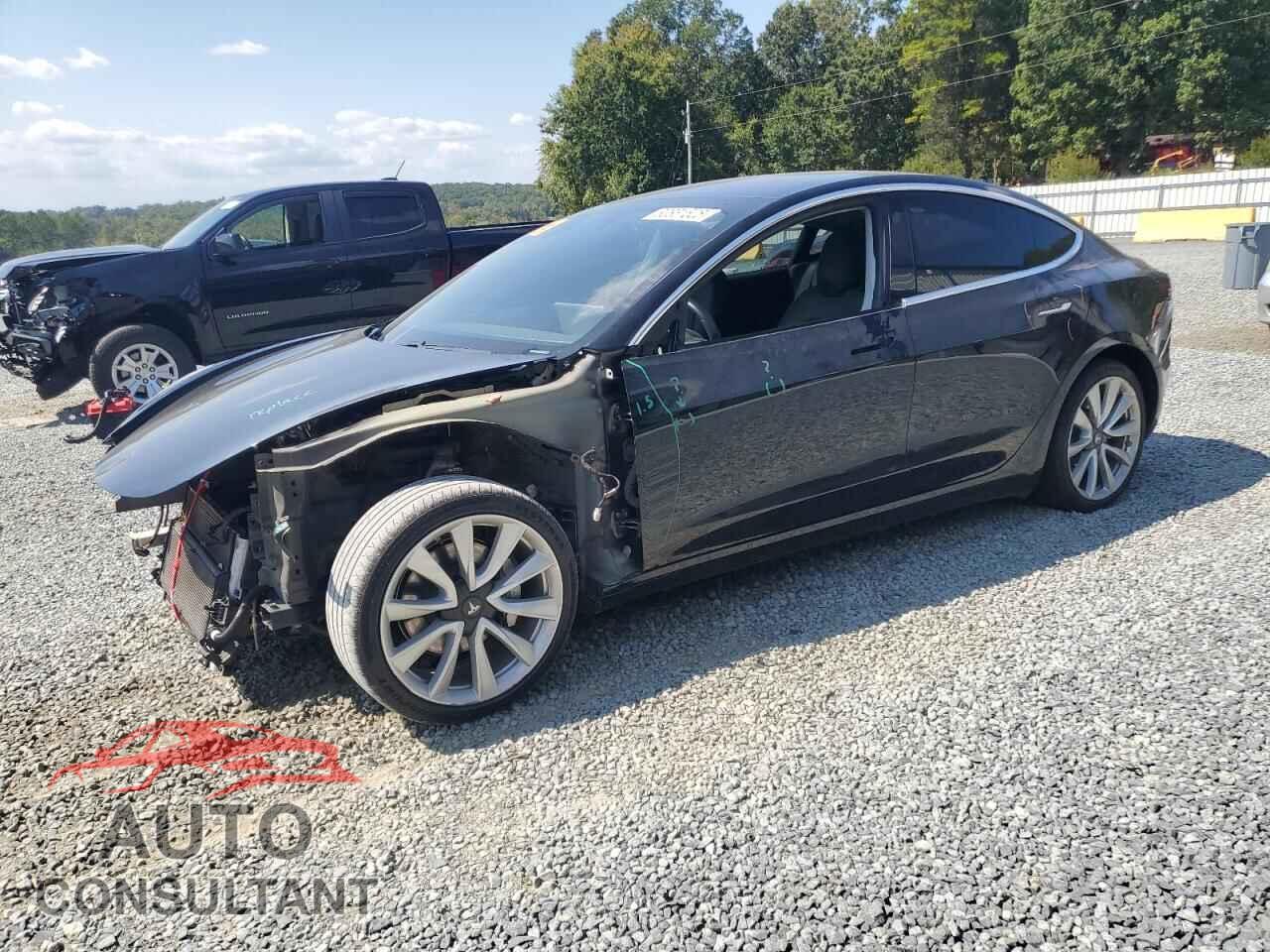 TESLA MODEL 3 2018 - 5YJ3E1EA0JF151655
