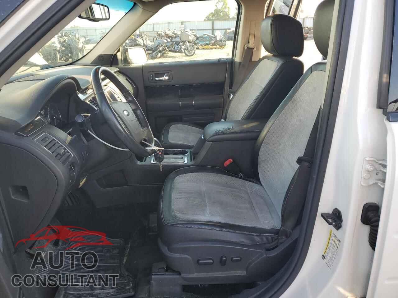FORD FLEX 2011 - 2FMHK6DCXBBD32075