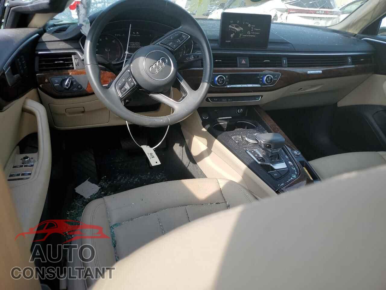 AUDI A4 2019 - WAUDNAF44KN005269