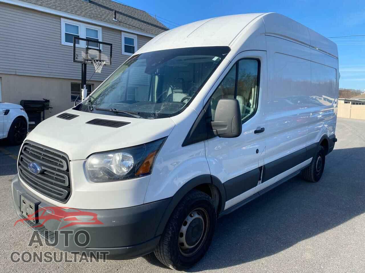 FORD TRANSIT 2017 - 1FTYR2XM6HKA54870