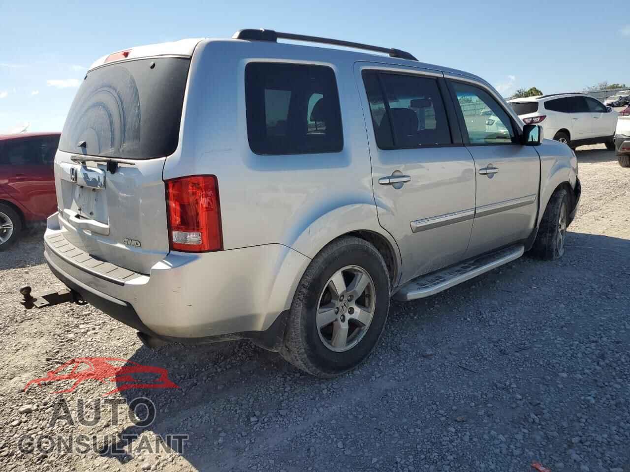 HONDA PILOT 2011 - 5FNYF4H55BB080229