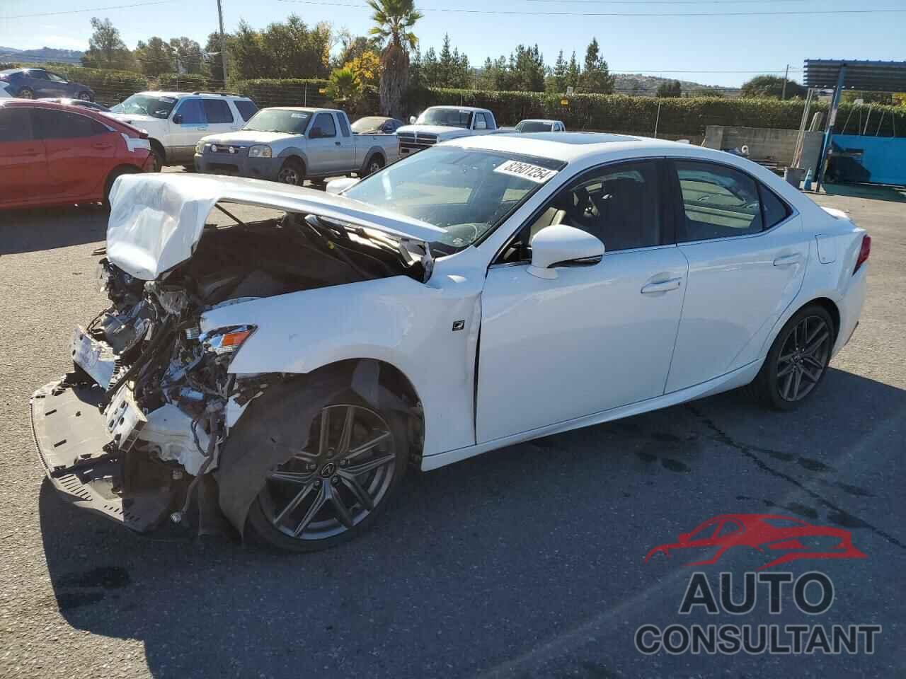 LEXUS IS 2015 - JTHBE1D21F5022756