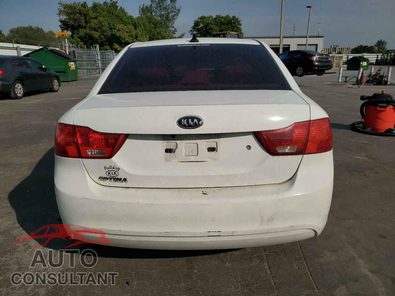 KIA OPTIMA 2010 - KNAGG4A89A5391009