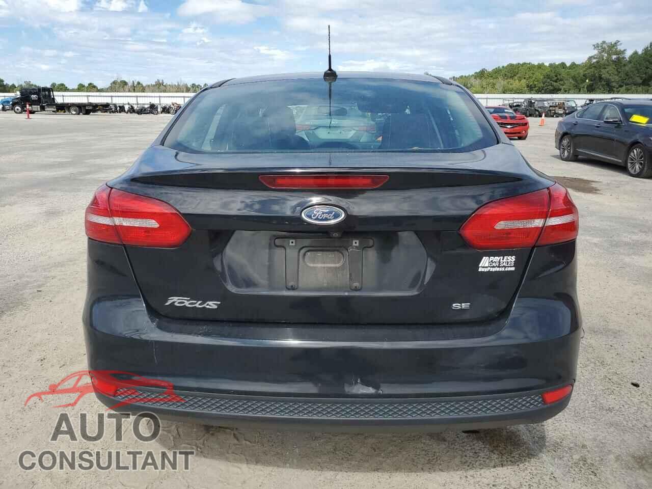 FORD FOCUS 2017 - 1FADP3F24HL300454