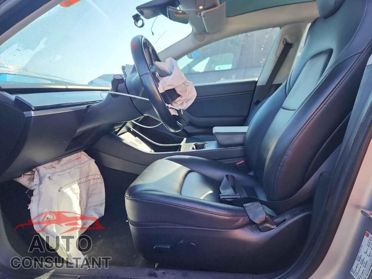 TESLA MODEL 3 2018 - 5YJ3E1EA8JF016584