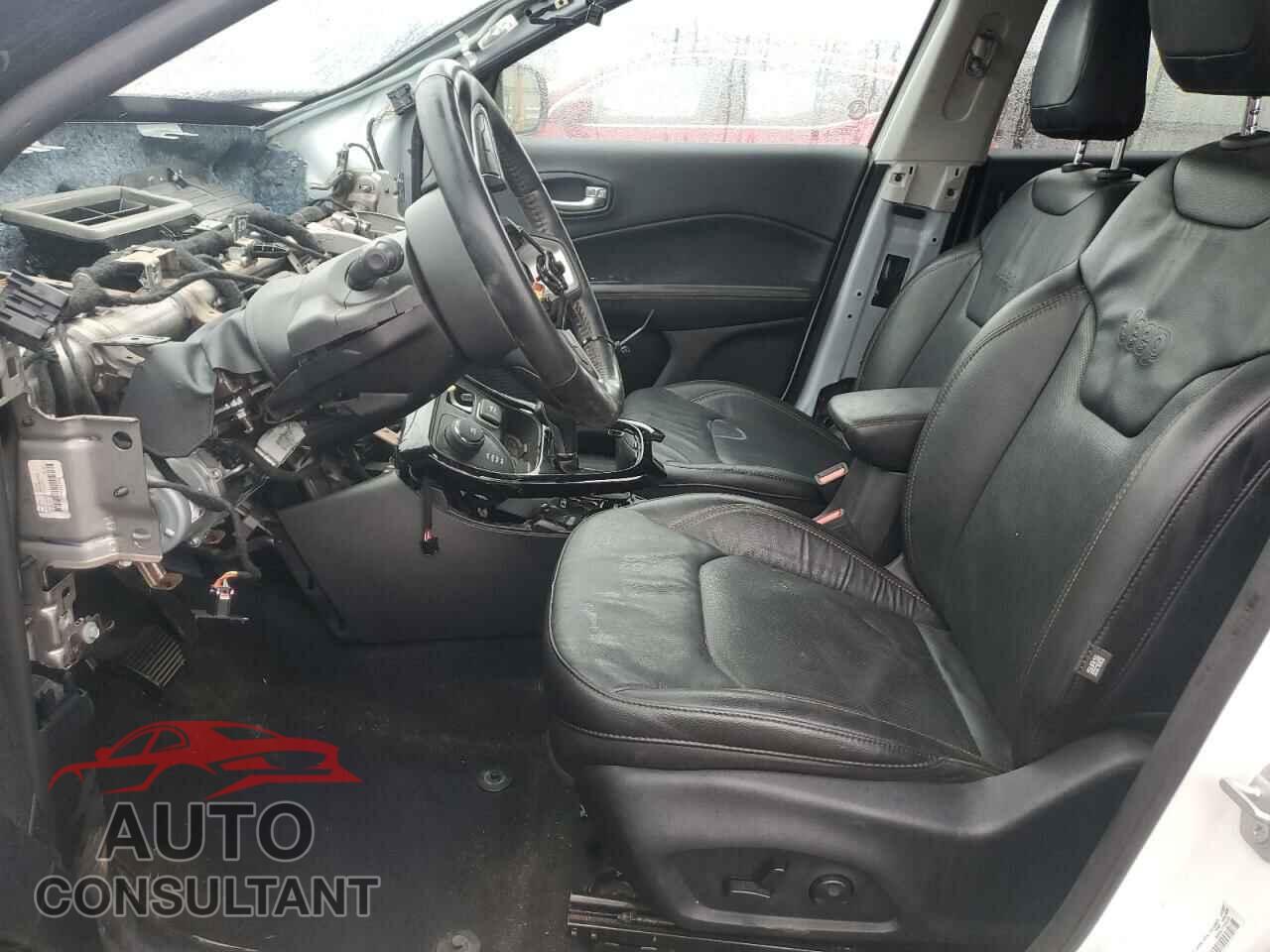 JEEP COMPASS 2021 - 3C4NJDCB8MT583207