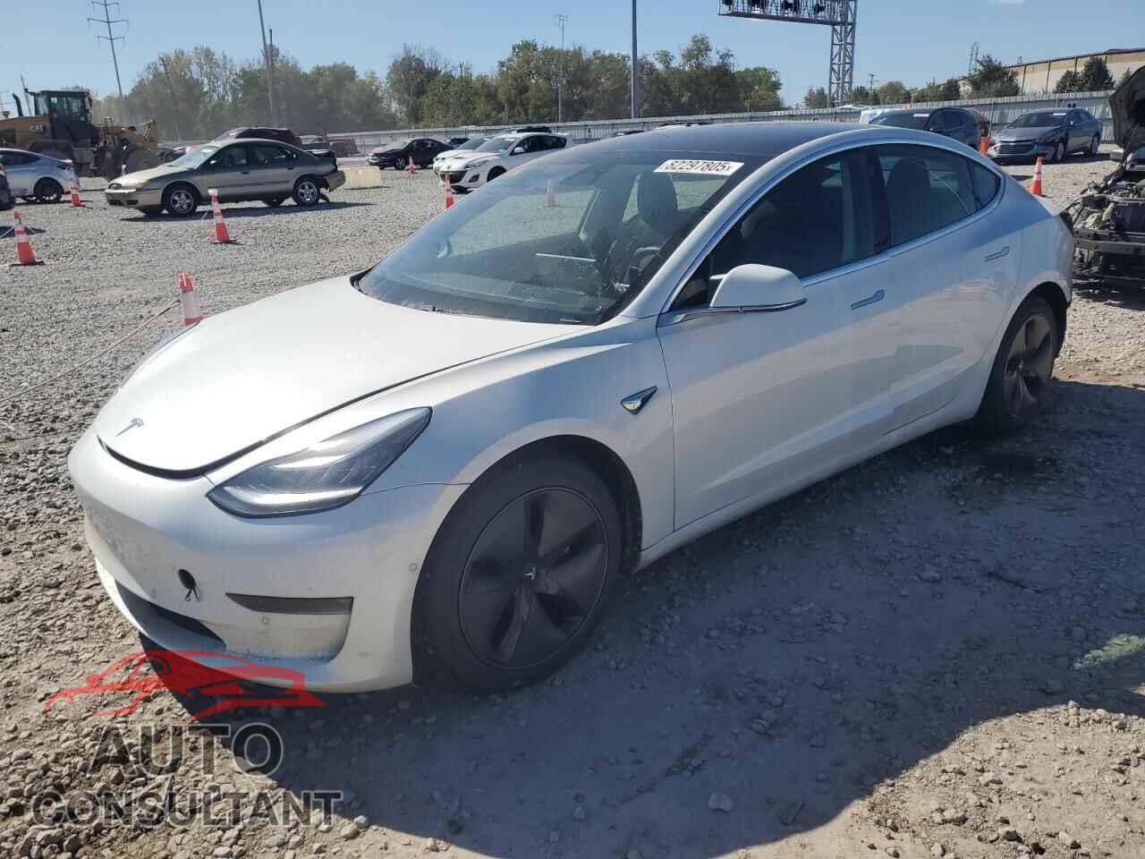 TESLA MODEL 3 2020 - 5YJ3E1EB2LF800948