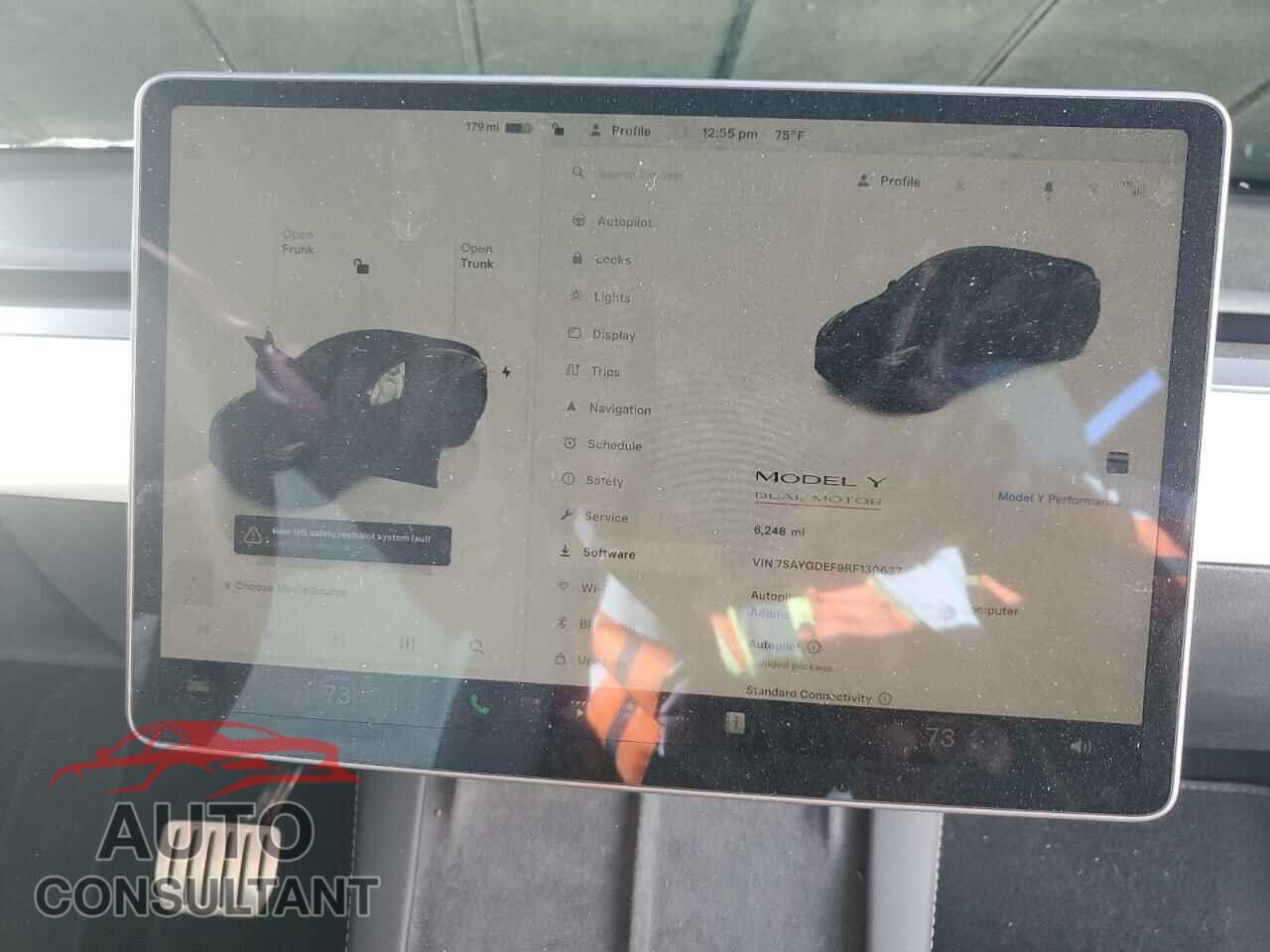 TESLA MODEL Y 2024 - 7SAYGDEF9RF130637