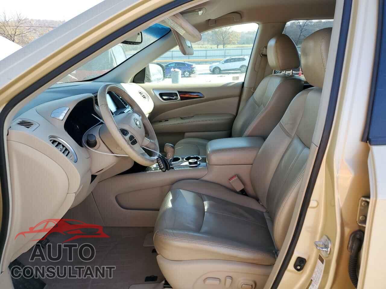 NISSAN PATHFINDER 2013 - 5N1AR2MMXDC618638