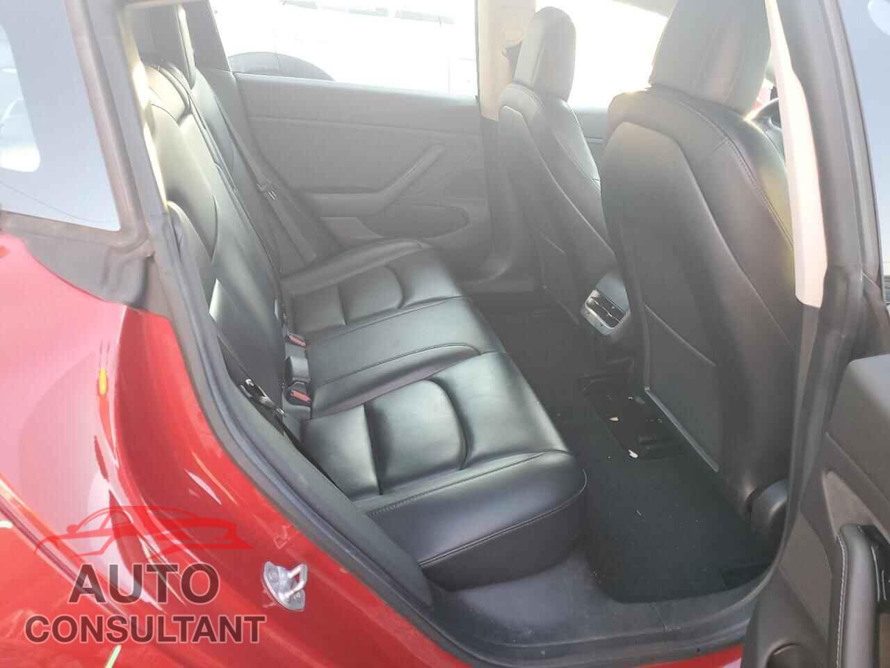TESLA MODEL 3 2019 - 5YJ3E1EB0KF432865