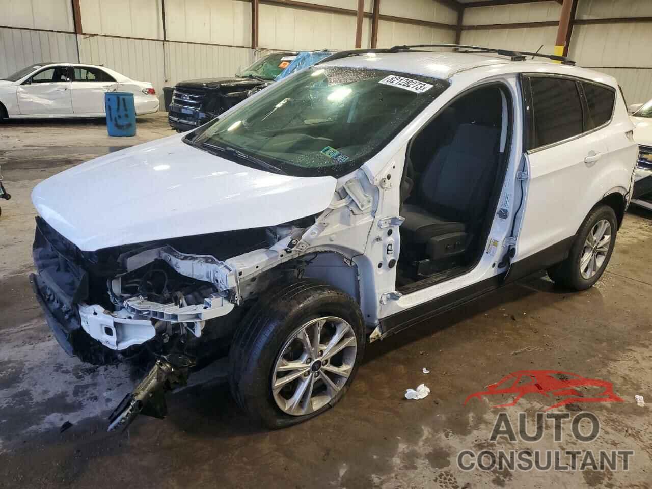 FORD ESCAPE 2017 - 1FMCU9GD1HUA62585