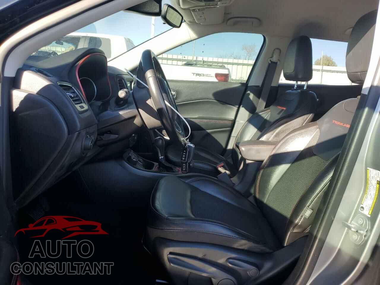 JEEP COMPASS 2019 - 3C4NJDDB7KT732976