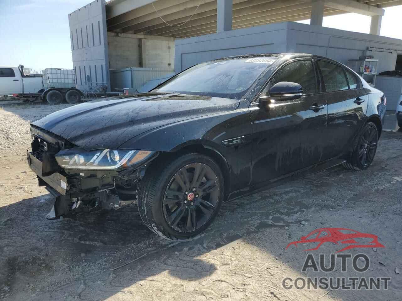 JAGUAR XE 2018 - SAJAL4FX7JCP33316