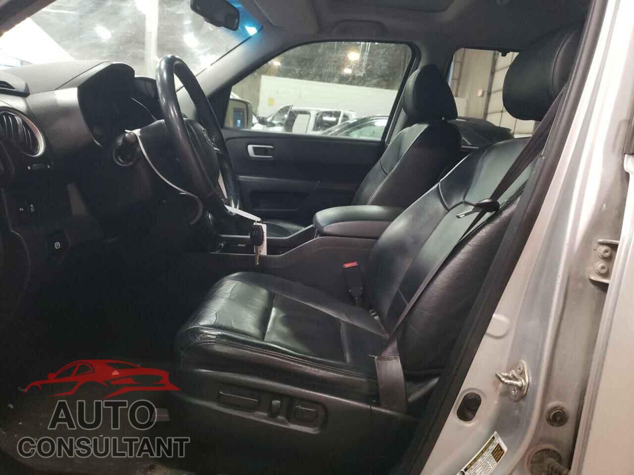 HONDA PILOT 2014 - 5FNYF4H9XEB030773