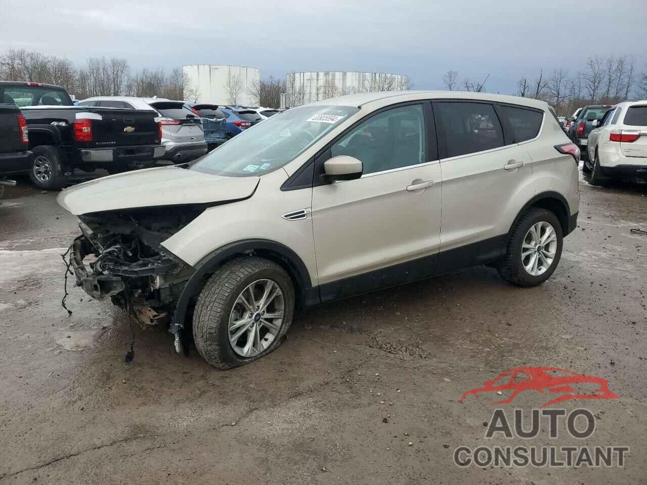 FORD ESCAPE 2017 - 1FMCU9GD7HUD02979