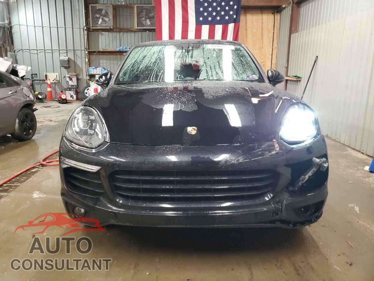 PORSCHE CAYENNE 2017 - WP1AA2A20HKA87426