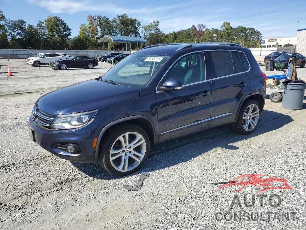 VOLKSWAGEN TIGUAN 2013 - WVGBV3AXXDW586826