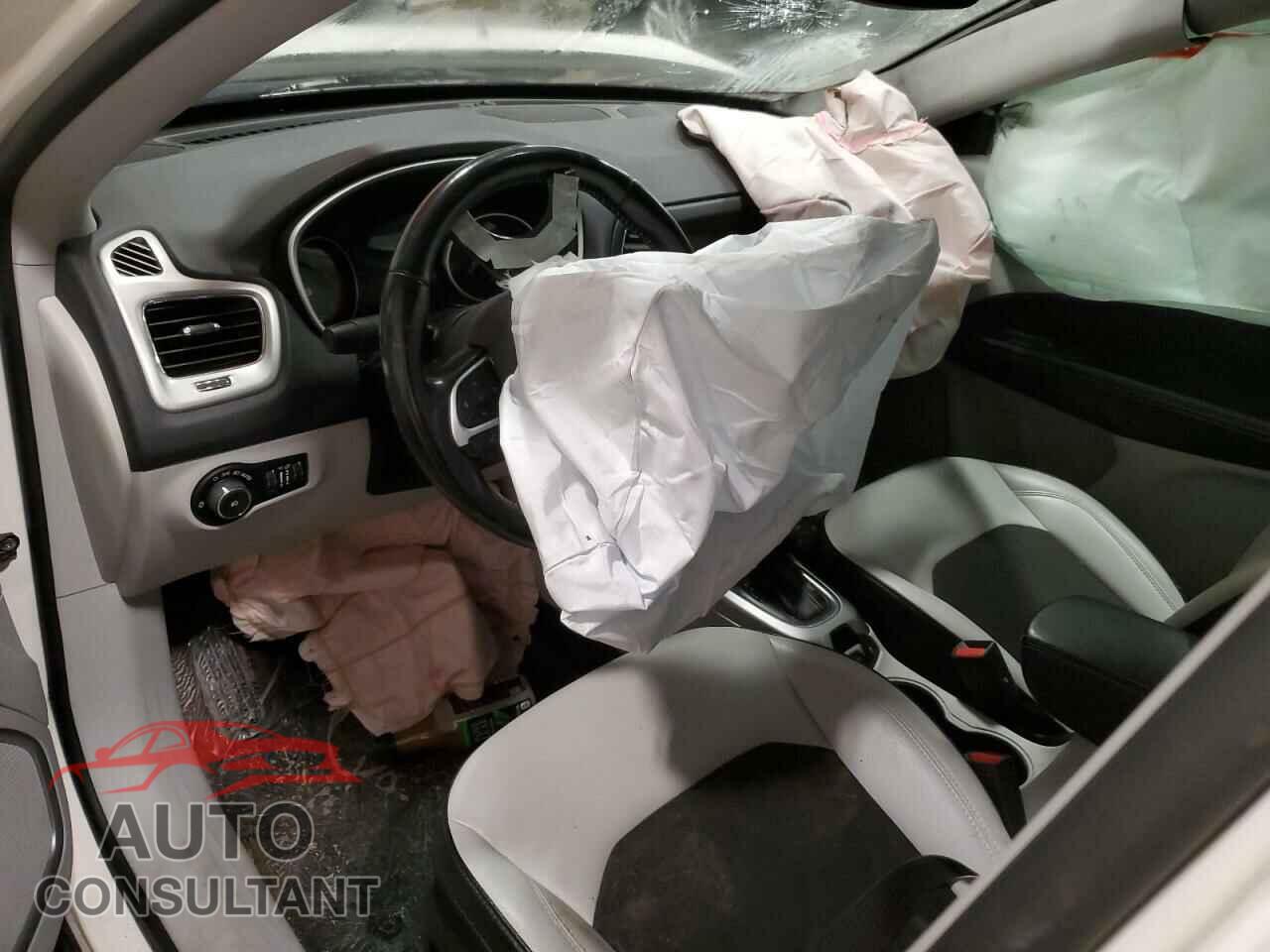 JEEP COMPASS 2020 - 3C4NJDBB7LT163843