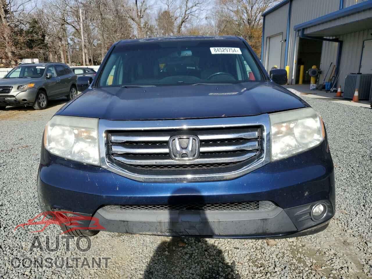HONDA PILOT 2013 - 5FNYF4H61DB046333