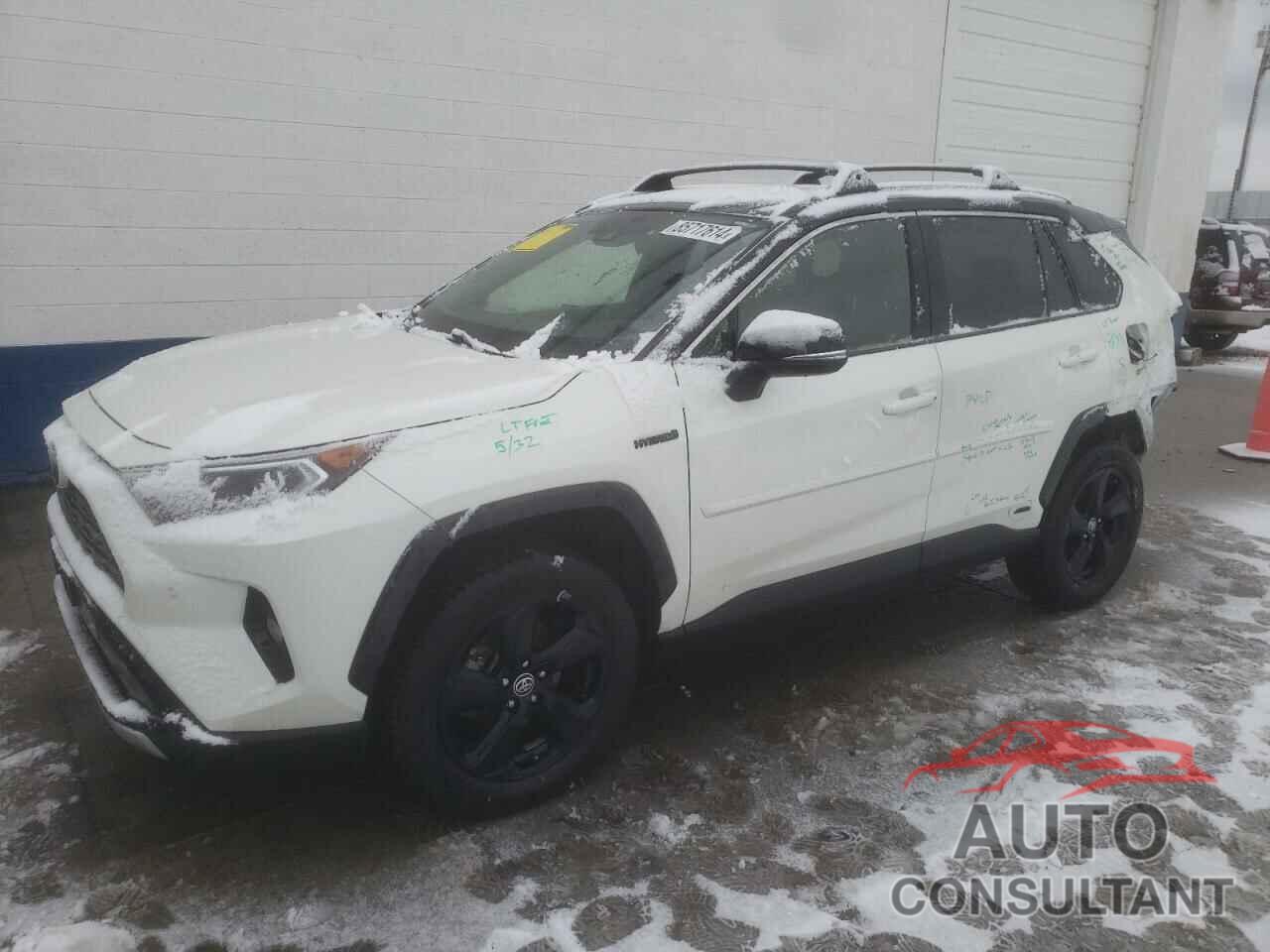 TOYOTA RAV4 2020 - JTMEWRFV4LJ034954