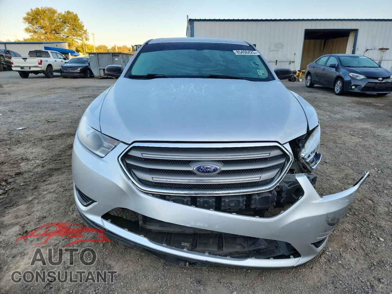 FORD TAURUS 2017 - 1FAHP2D81HG128525