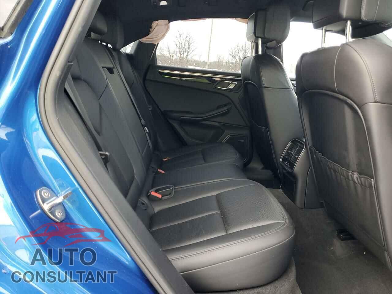 PORSCHE MACAN 2017 - WP1AB2A58HLB11652