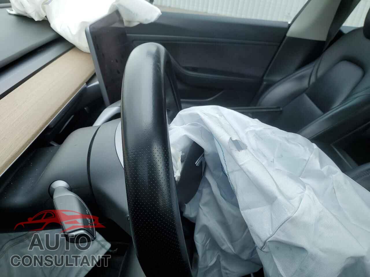 TESLA MODEL 3 2020 - 5YJ3E1EA5LF611458