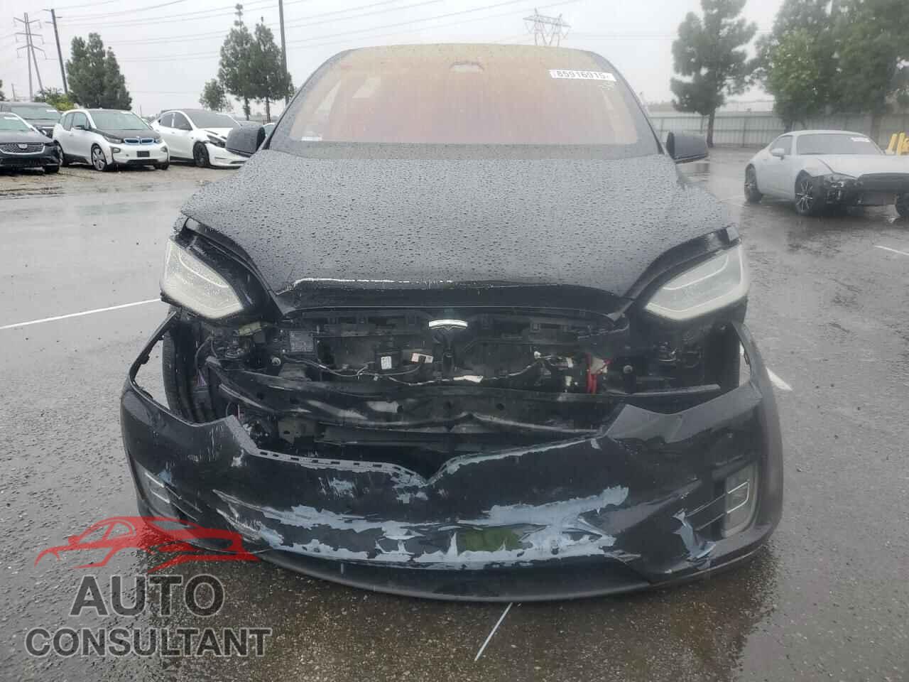 TESLA MODEL X 2017 - 5YJXCDE23HF078437