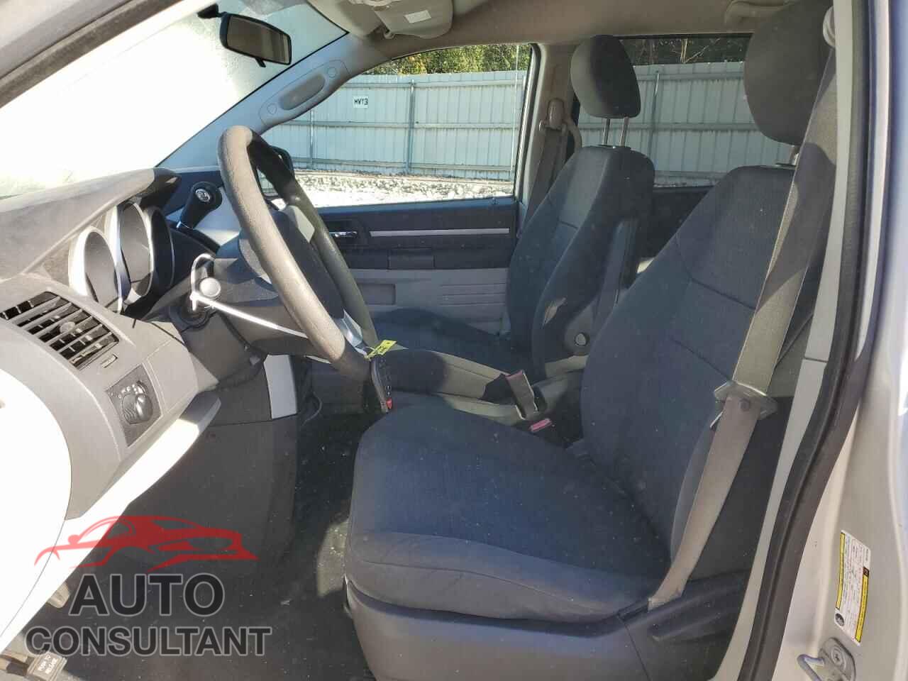 DODGE CARAVAN 2010 - 2D4RN4DE3AR107639