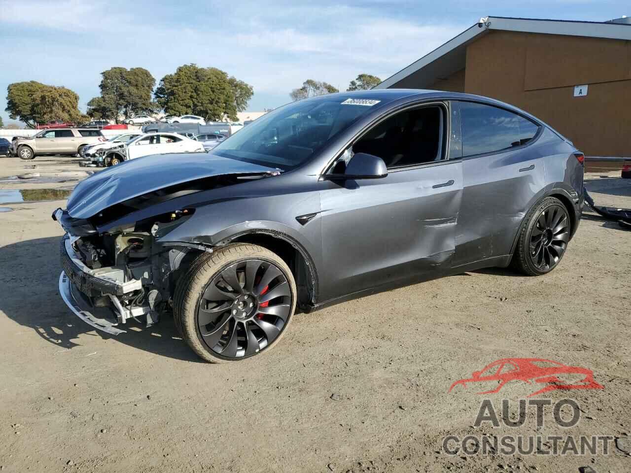 TESLA MODEL Y 2023 - 7SAYGDEFXPF636202