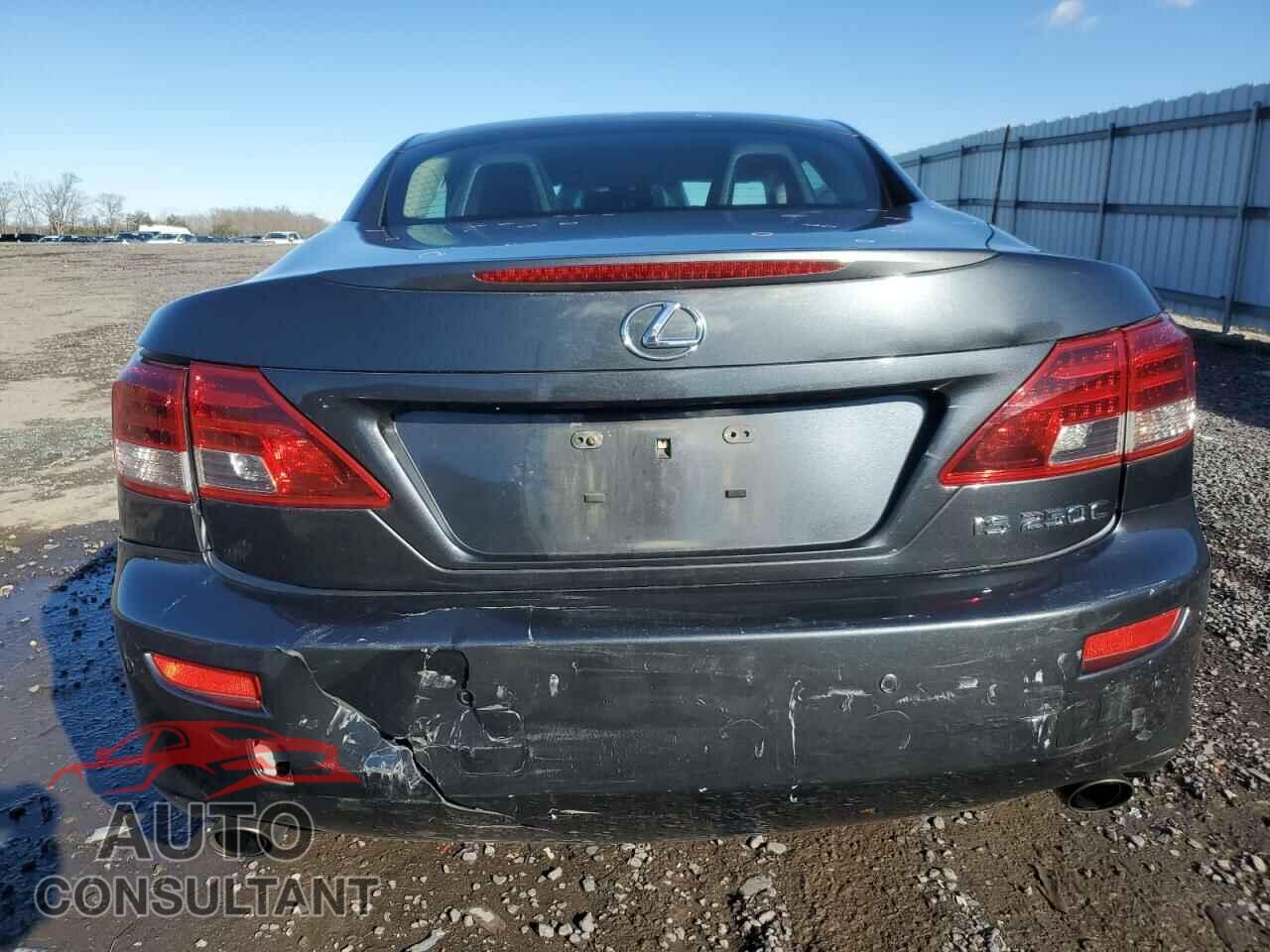 LEXUS IS 2011 - JTHFF2C25B2517320
