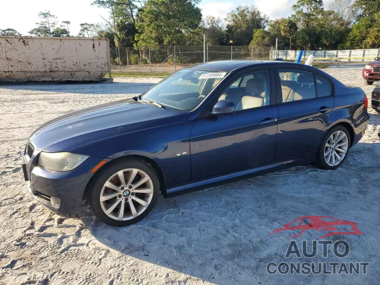 BMW 3 SERIES 2011 - WBAPH7G56BNM54645